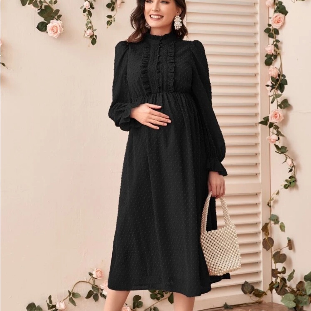 SHEIN Swiss dot maternity dress!